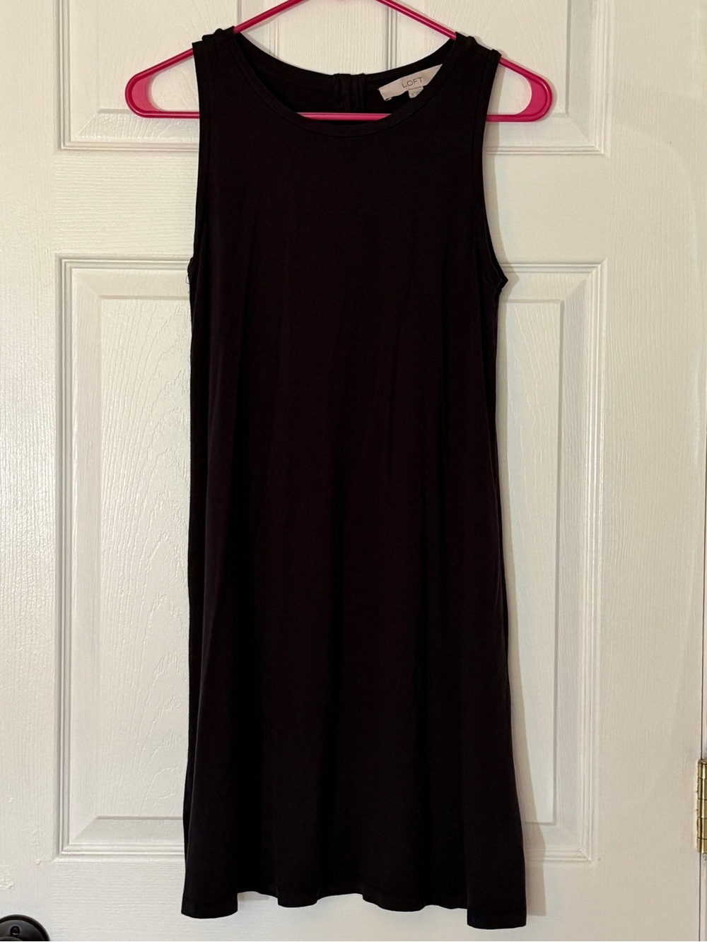 LOFT Casual Sleeveless Black Dress - Classic Women's Shift - flaw noted